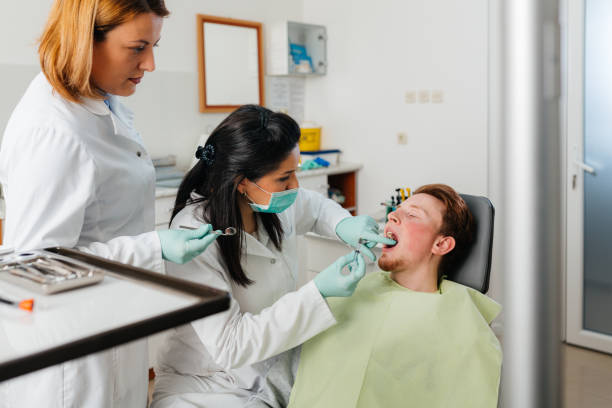 Best Cosmetic Emergency Dentistry in Black Hammock, FL